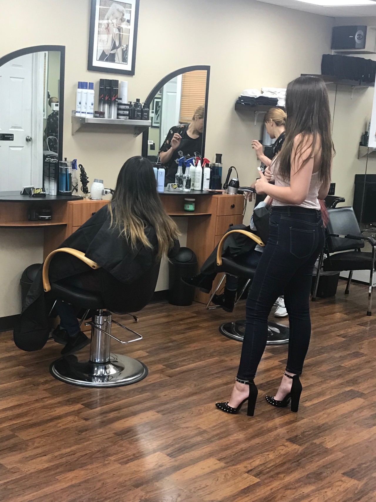 around-the-salon-1
